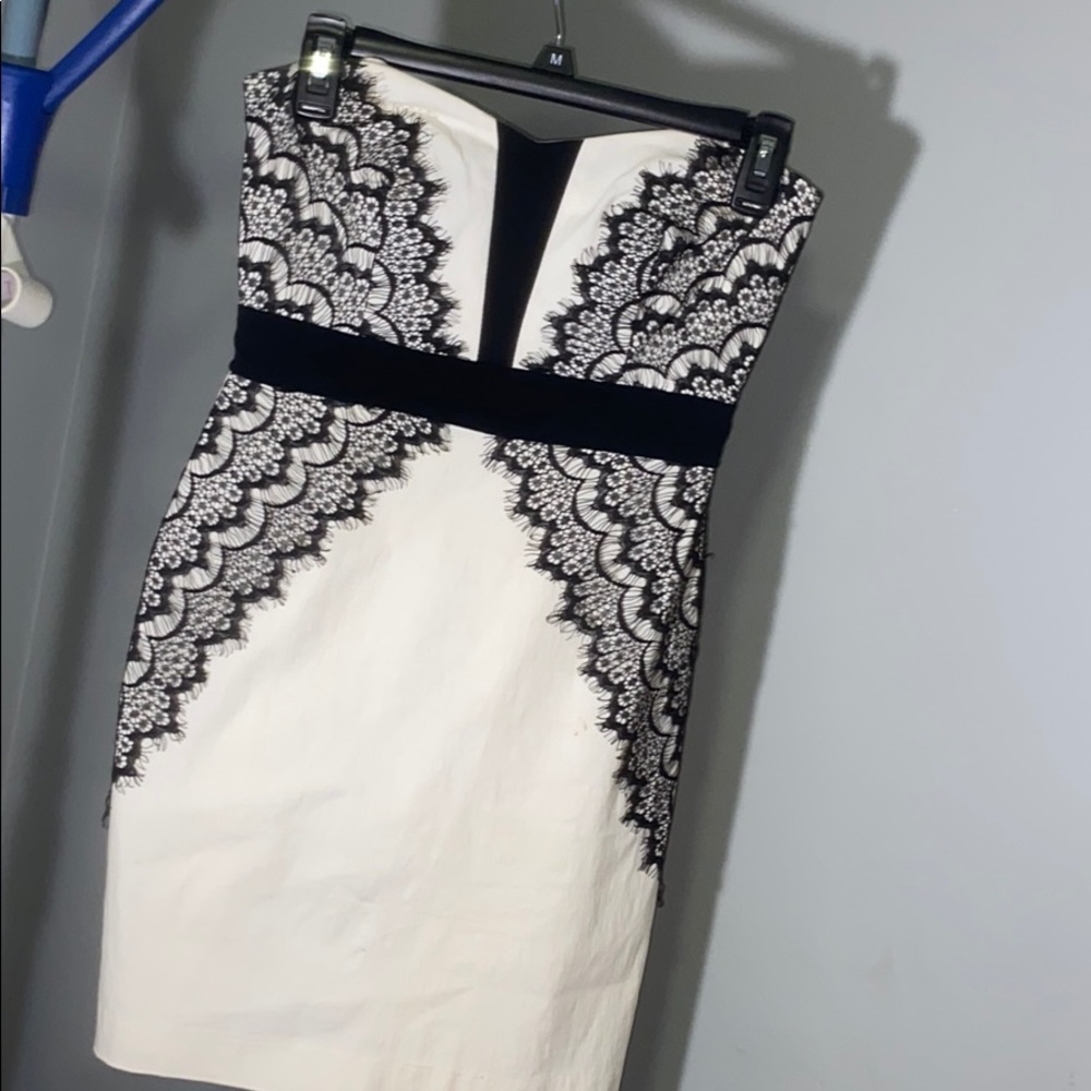 Strapless formal dress